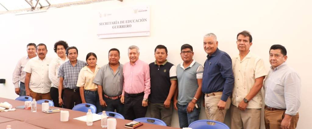 Atiende titular de la SEG al Presidente Municipal y al nuevo Cabildo de Ñuu&nbsp;Savi