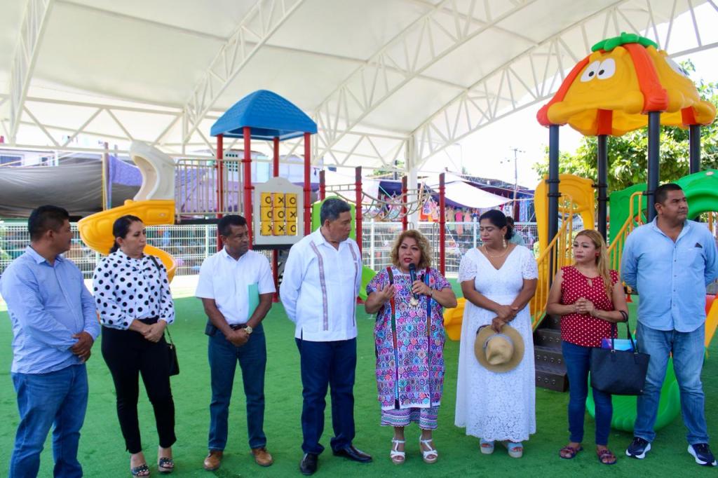 Gobierno del estado lleva más obras sociales para San Marcos en la Costa&nbsp;Chica