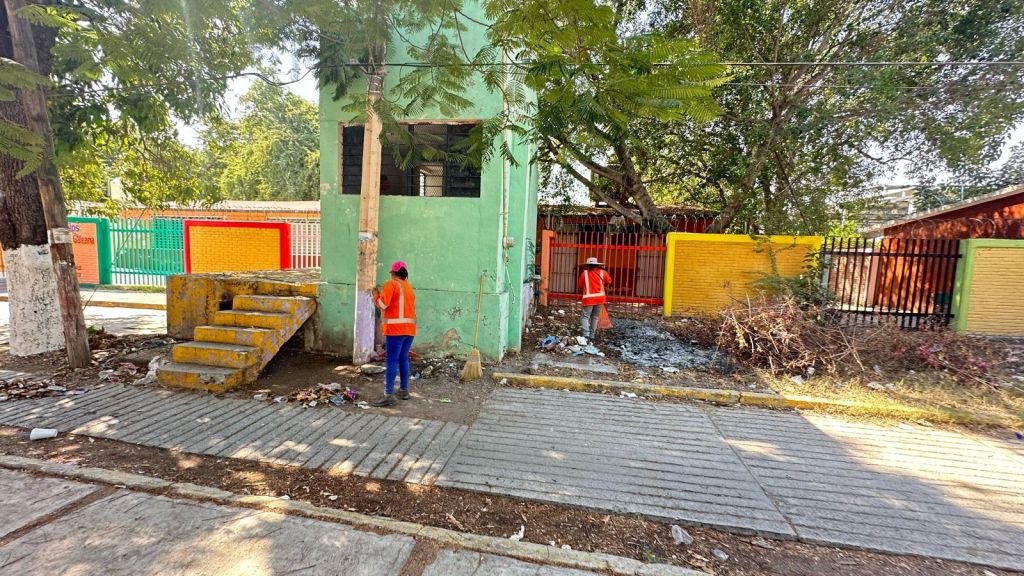 Brigadas de barrio dan mantenimiento a&nbsp;parques