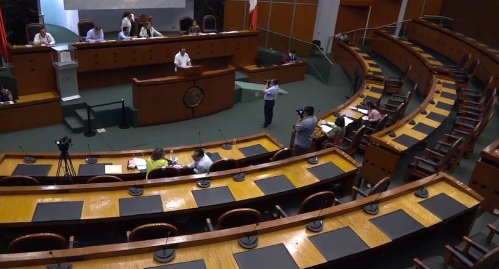 Solicitaron licencia al Congreso 6 diputados; 1 alcalde y varios&nbsp;regidores