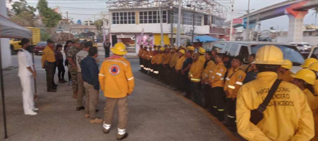 Continúan labores para sofocar en su totalidad el incendio forestal del Parque Nacional El&nbsp;Veladero