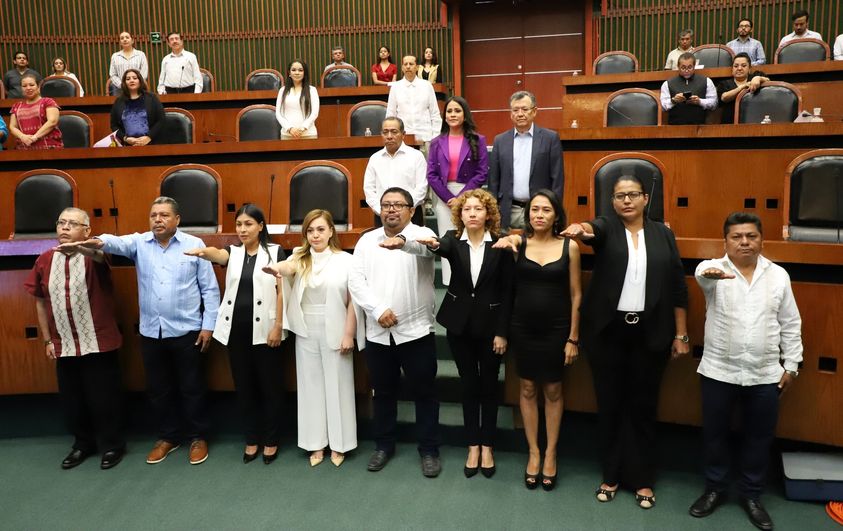 Rinden protesta nuevos&nbsp;diputados