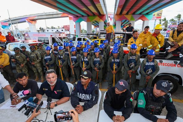 Extinguen brigadistas incendios&nbsp;forestales