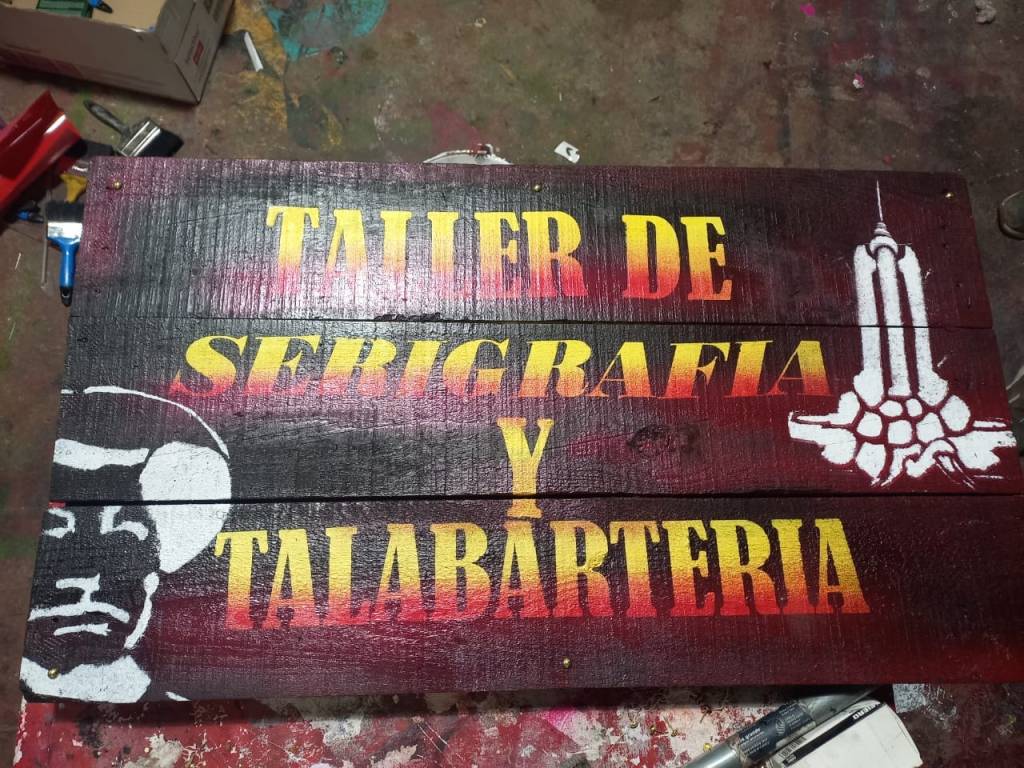 Difunden Taller de Serigrafía en la Normal de&nbsp;Ayotzinapa