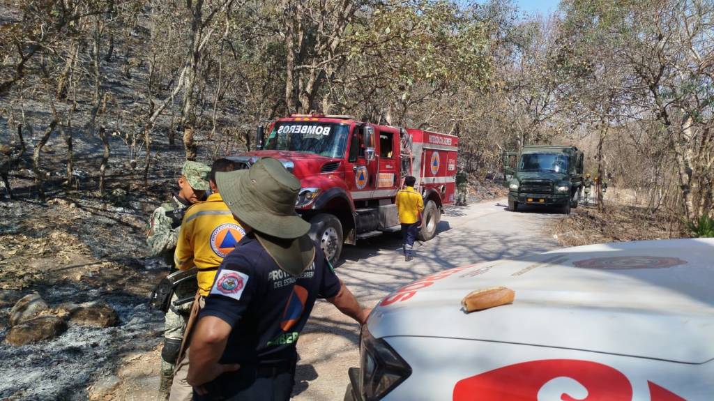 Continúan labores para sofocar incendios en&nbsp;Chilpancingo