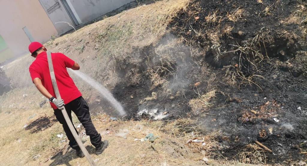 Atiende PC 2 incendios en la&nbsp;ciudad