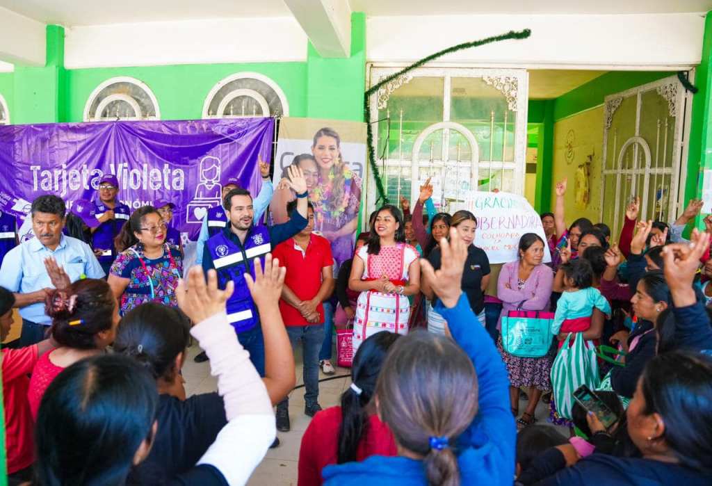 Atienden a mujeres para la atención de la “Tarjeta Violeta, Bienestar Económico para Jefas de&nbsp;Familia”