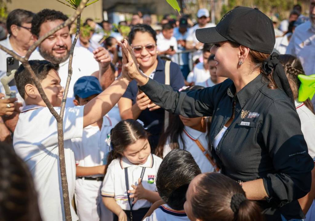 CAMPAÑA «REFORESTANDO GUERRERO»