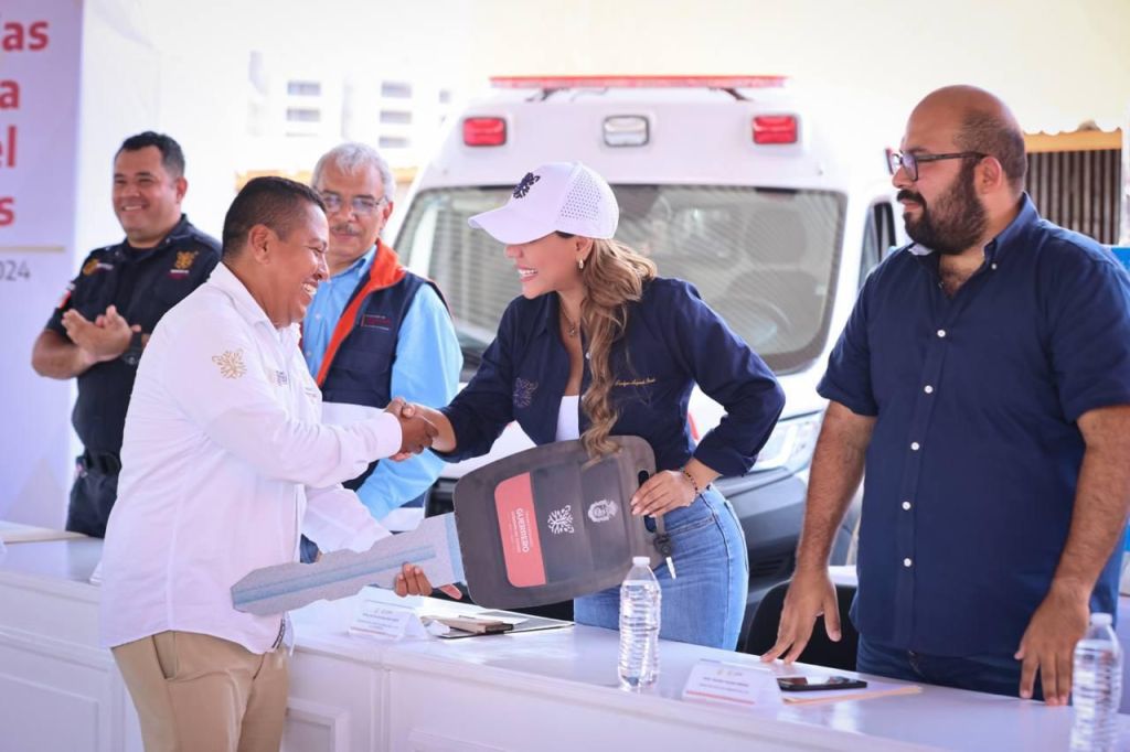 Entrega la gobernadora Evelyn Salgado apoyos por más de 16 MDP a PC&nbsp;Estatal