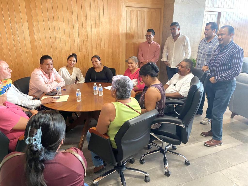 Da David Gama seguimiento a proceso de escrituración de la colonia&nbsp;Portales