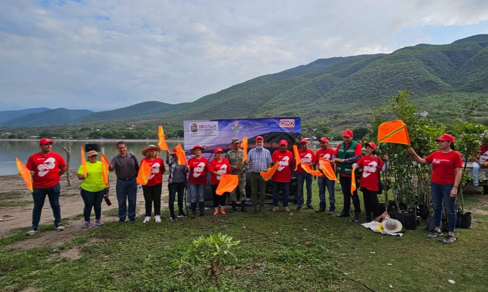 Realiza Gobierno de Gama Pérez Primera Reforestación en Laguna de&nbsp;Tuxpan