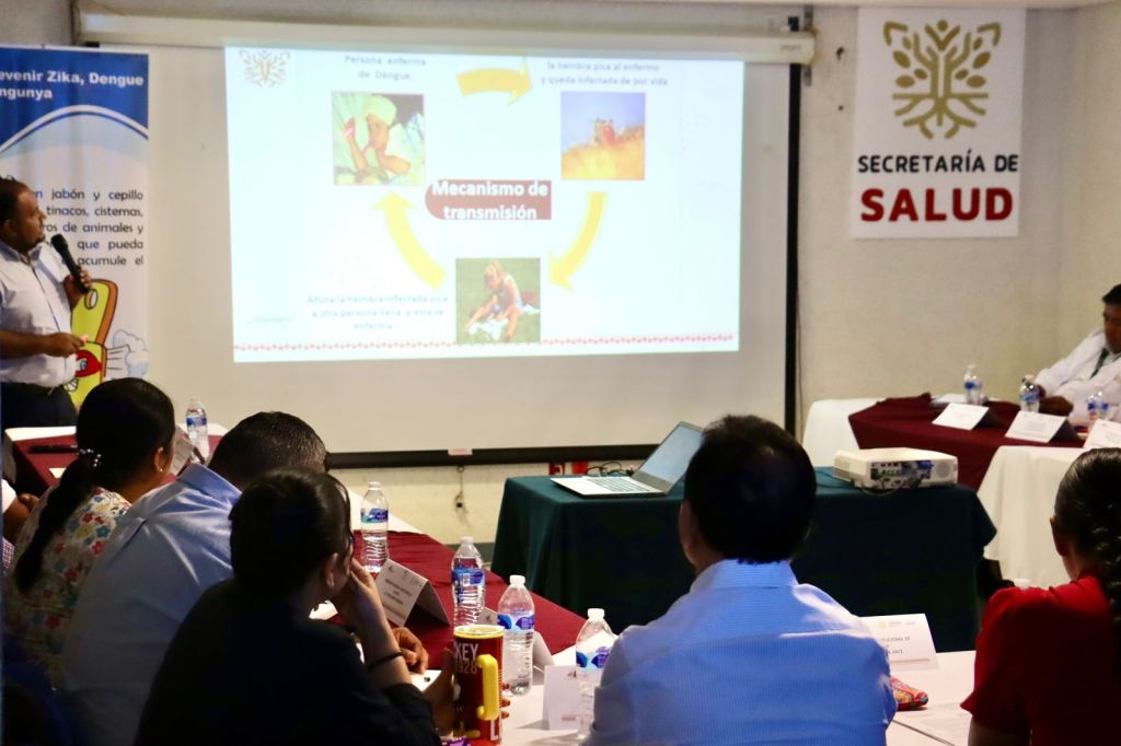 Acuerdan la SSG y Ayuntamientos reforzar lucha contra el dengue en Costa&nbsp;Chica