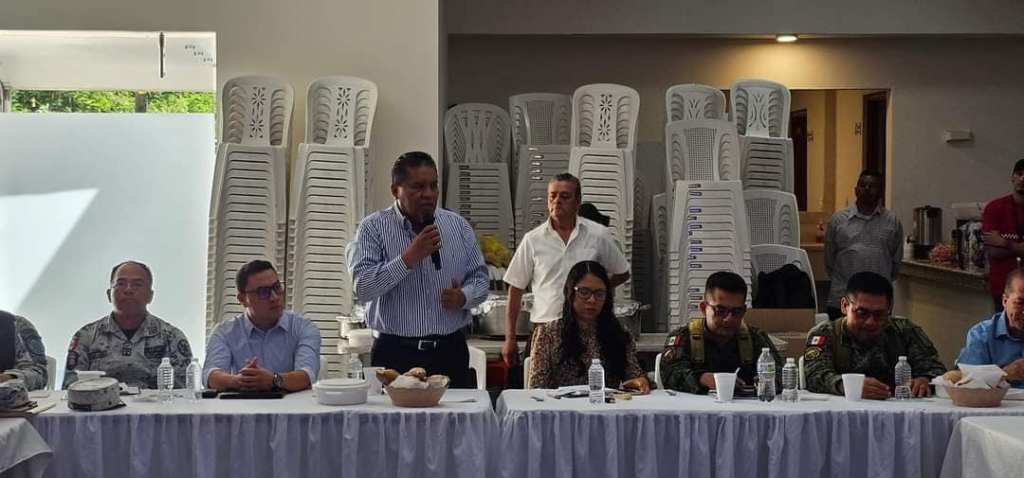 AGRADECE DAVID GAMA APOYO DE LA MESA DE&nbsp;SEGURIDAD