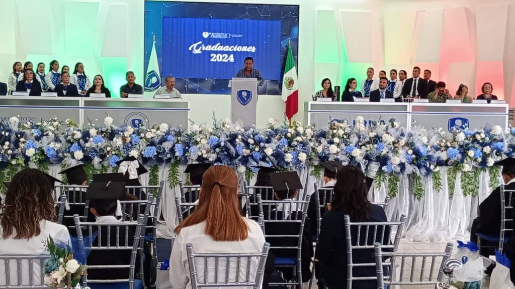 Asiste David Gama Pérez a clausura escolar del Benemérito de las&nbsp;Américas