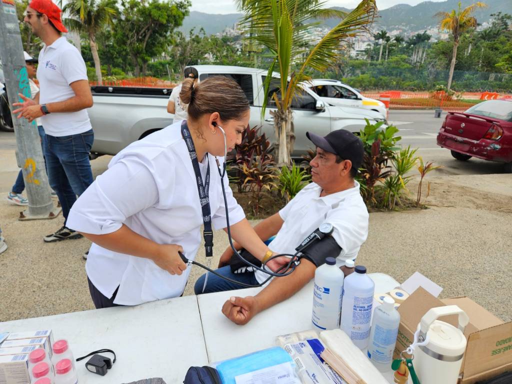 Instala la SSG módulos de atención médica en los principales puntos turísticos de&nbsp;Guerrero
