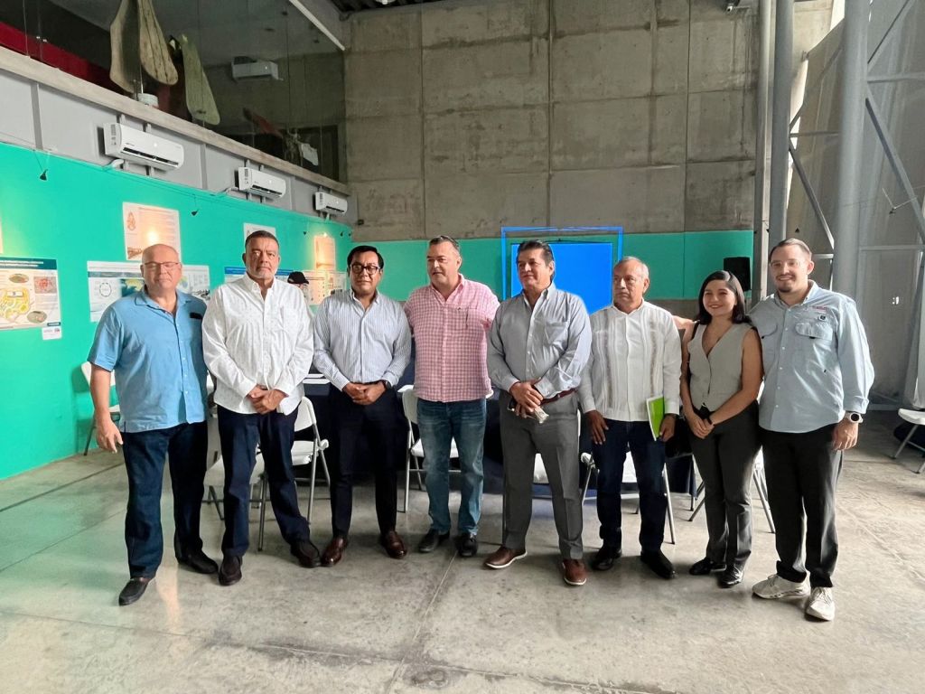 Titular de Sectur Guerrero, Simón Quiñones, toma protesta como presidente del Comité Local de Cruceros de&nbsp;Acapulco