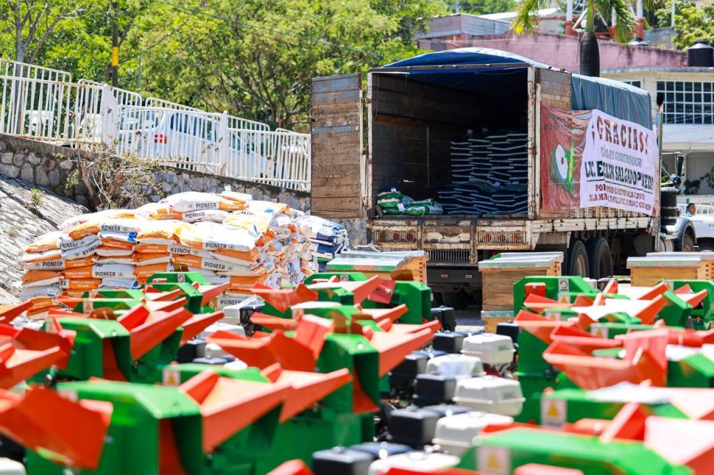 Entrega Evelyn Salgado más de 85 MDP para impulsar el desarrollo y producción del sector agropecuario de&nbsp;Guerrero