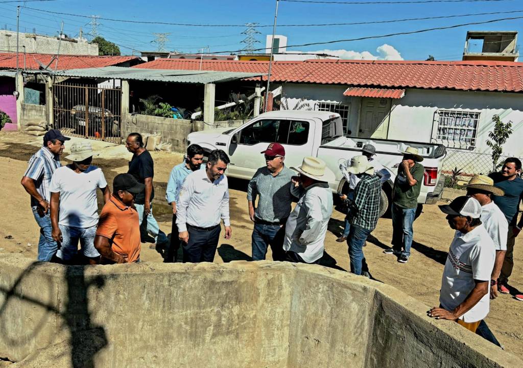 Recorren CAPASEG y CONAGUA canal de la Alejo Peralta; prevén proyecto para disminución de inundaciones en la&nbsp;zona