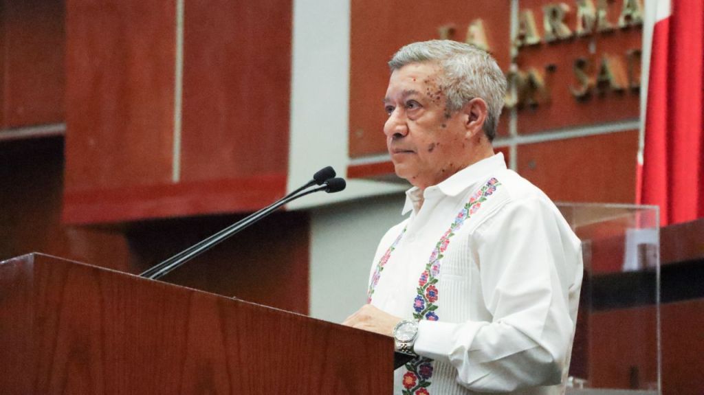 El titular de la SEG comparece ante el Congreso local, con motivo de la glosa del Tercer Informe de Gobierno de Evelyn&nbsp;Salgado