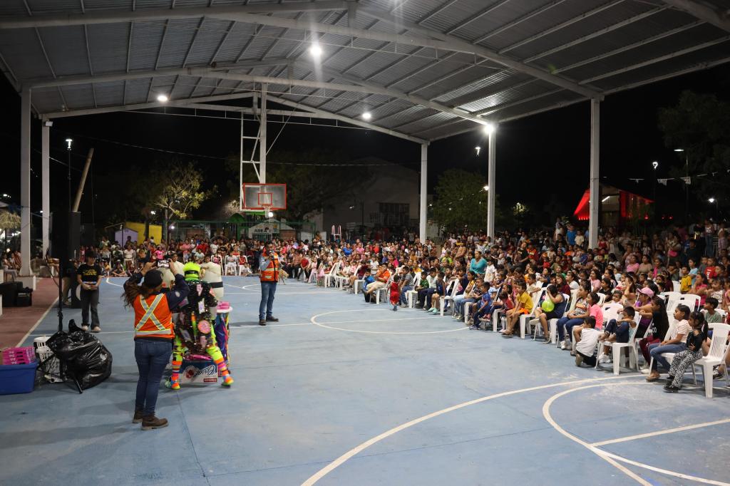Minera Media Luna Celebra el Día de la Niñez en&nbsp;Guerrero