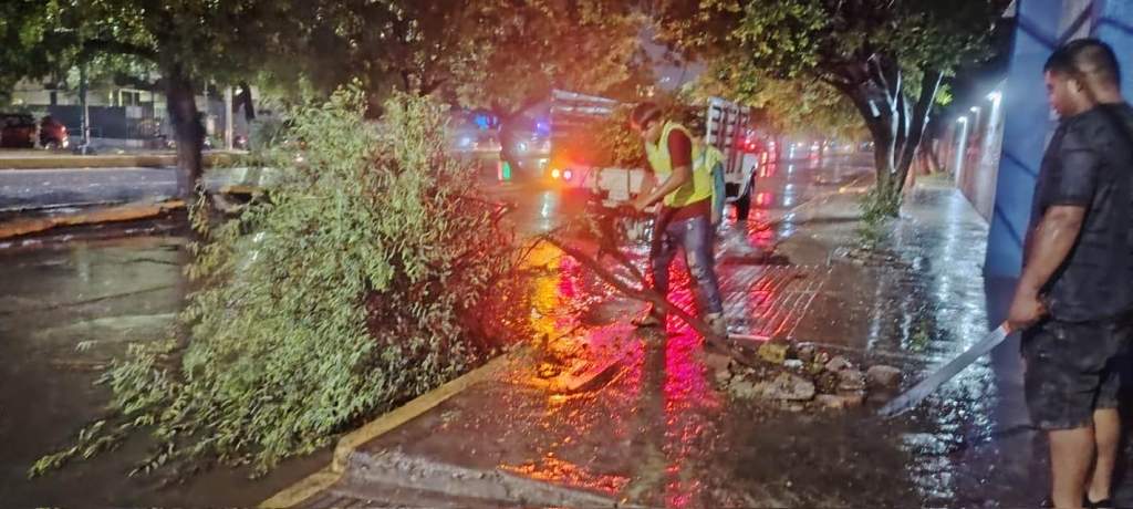 ACTIVA GOBIERNO DE IGUALA OPERATIVO ANTE INTENSA&nbsp;LLUVIA